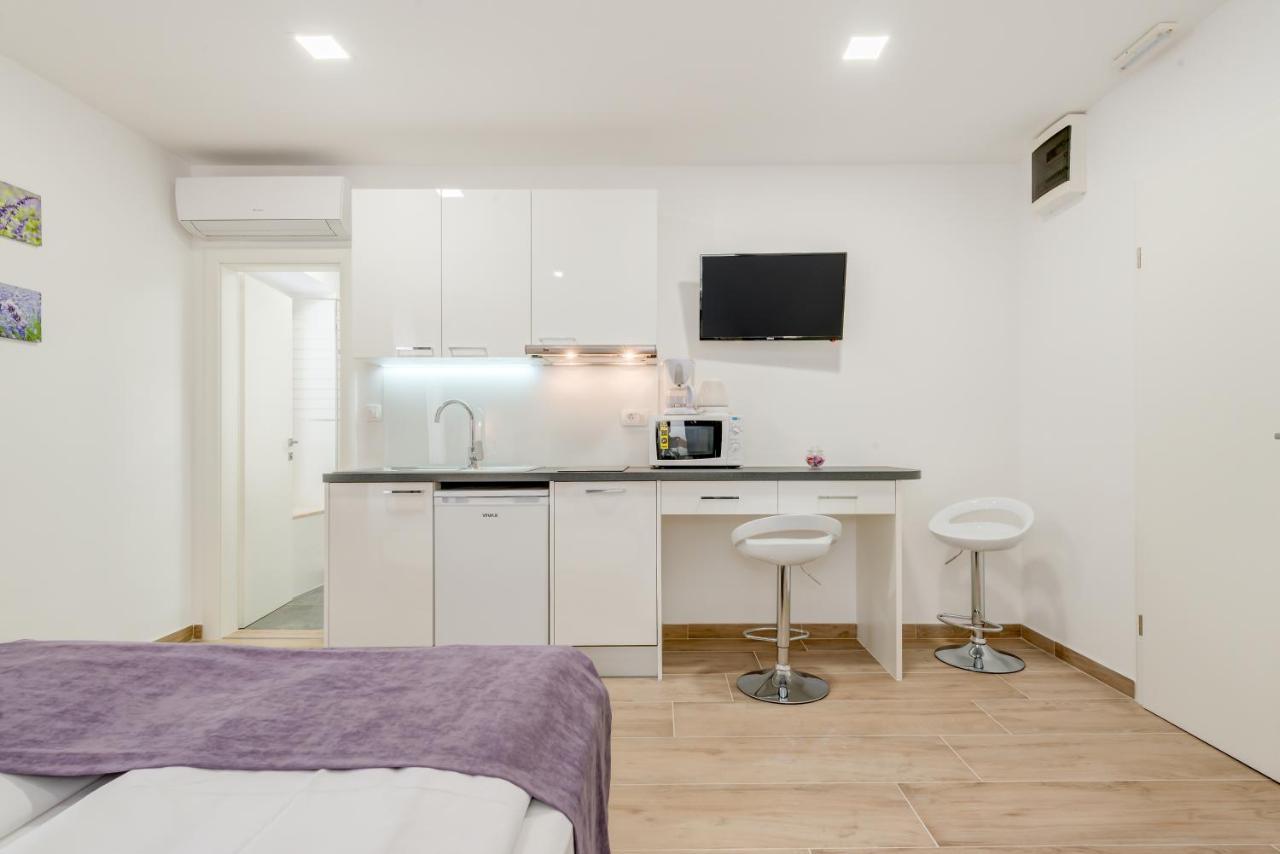 Apartments Villa Tudor 1 Хвар Екстер'єр фото